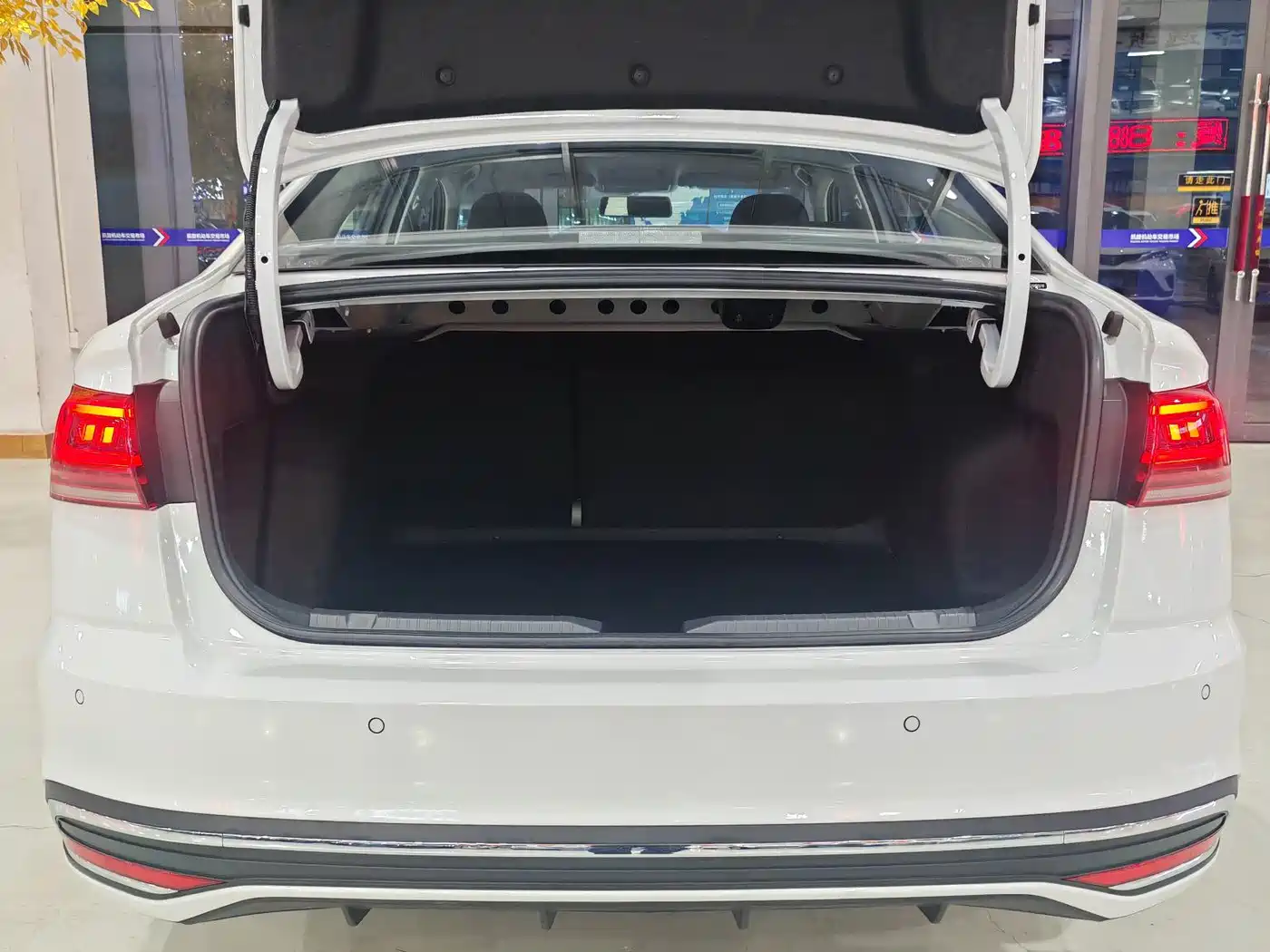 Volkswagen Bora 2025 200TSI DSG Joy Ride PRO Edition фото 23