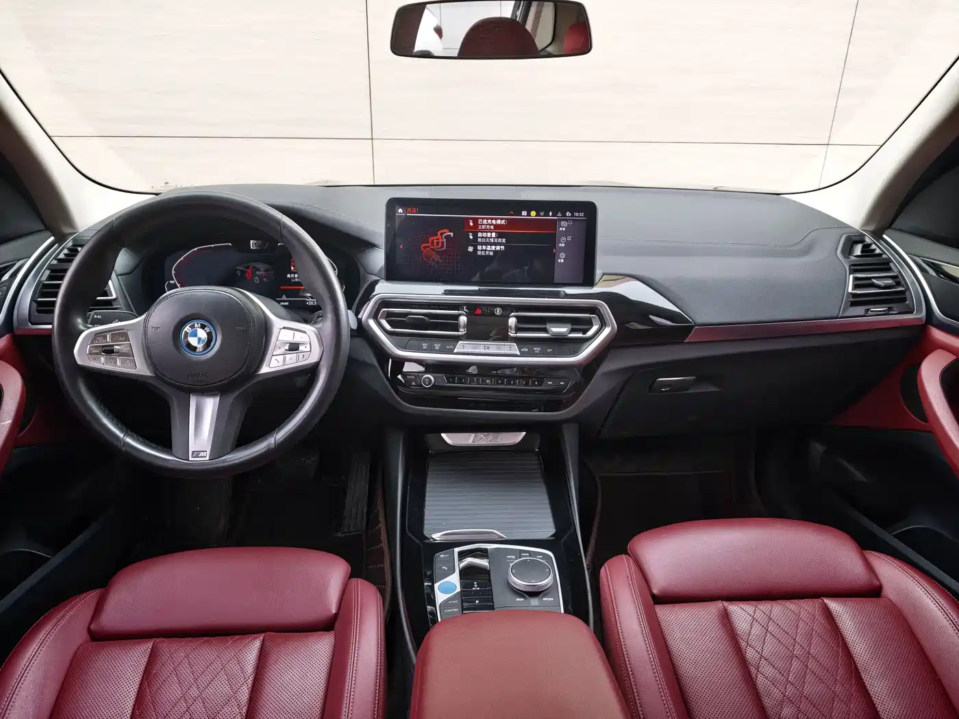 BMW iX3 2024 Leading Edition фото 11