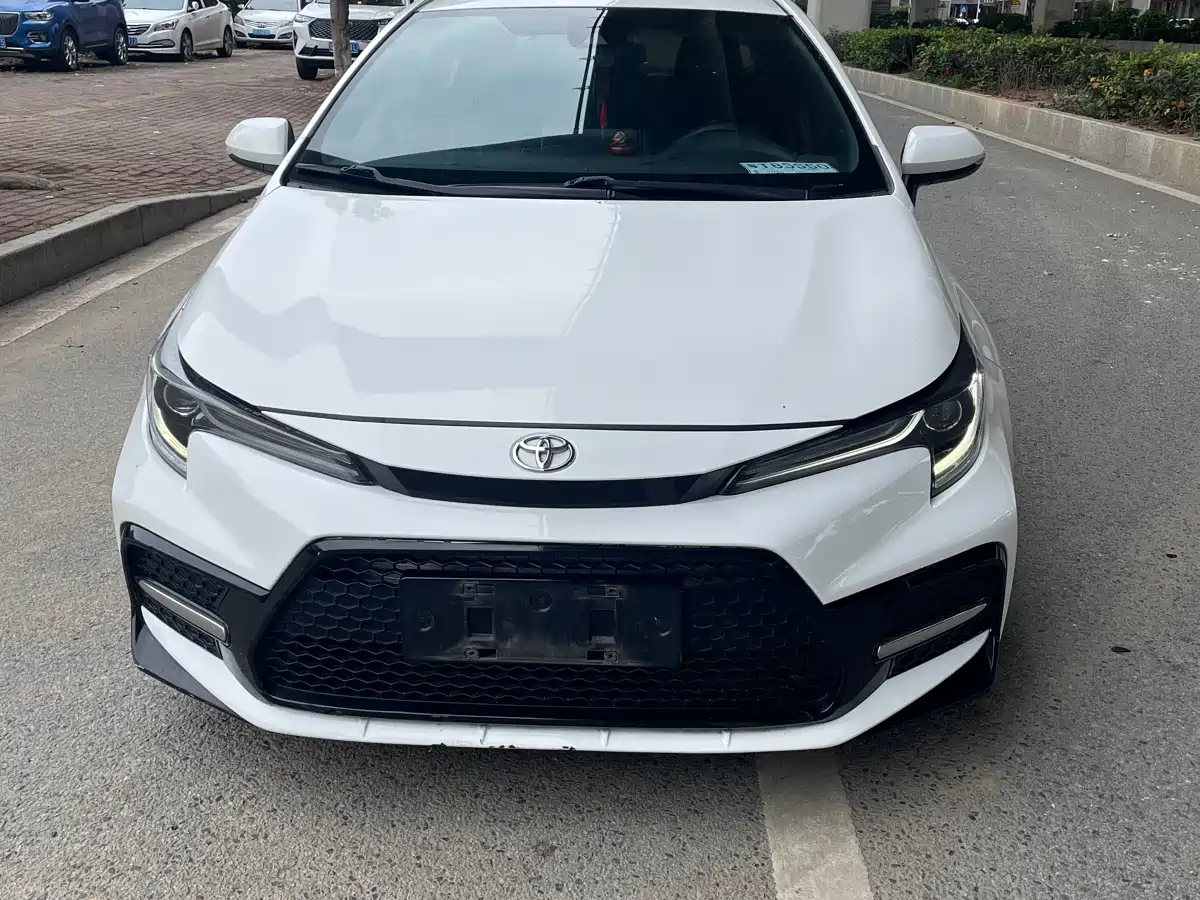 Toyota Levin 2022 185T CVT Sport Edition фото 2