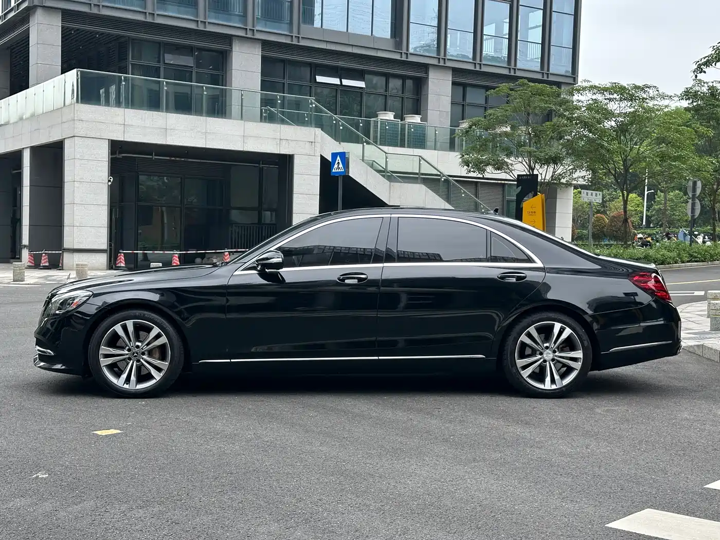 Mercedes-Benz S-Class 2019 S 350 L Luxury фото 4