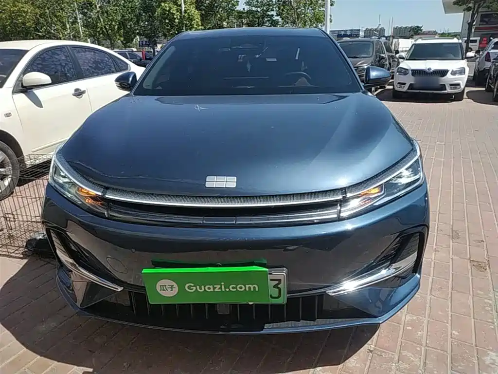 Geely Galaxy Galaxy A7 2025 EM-i фото 3