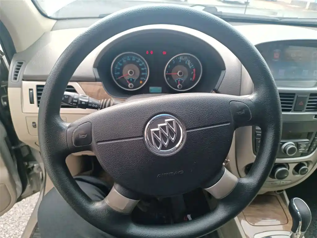 Buick Excelle 2015 1.5L Automatic Classic фото 11