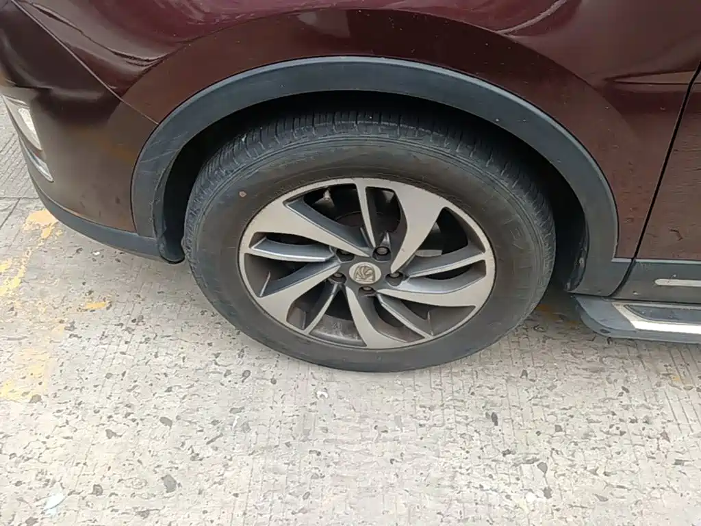 Baojun 560 2015 2015 1.8L Manual Luxury