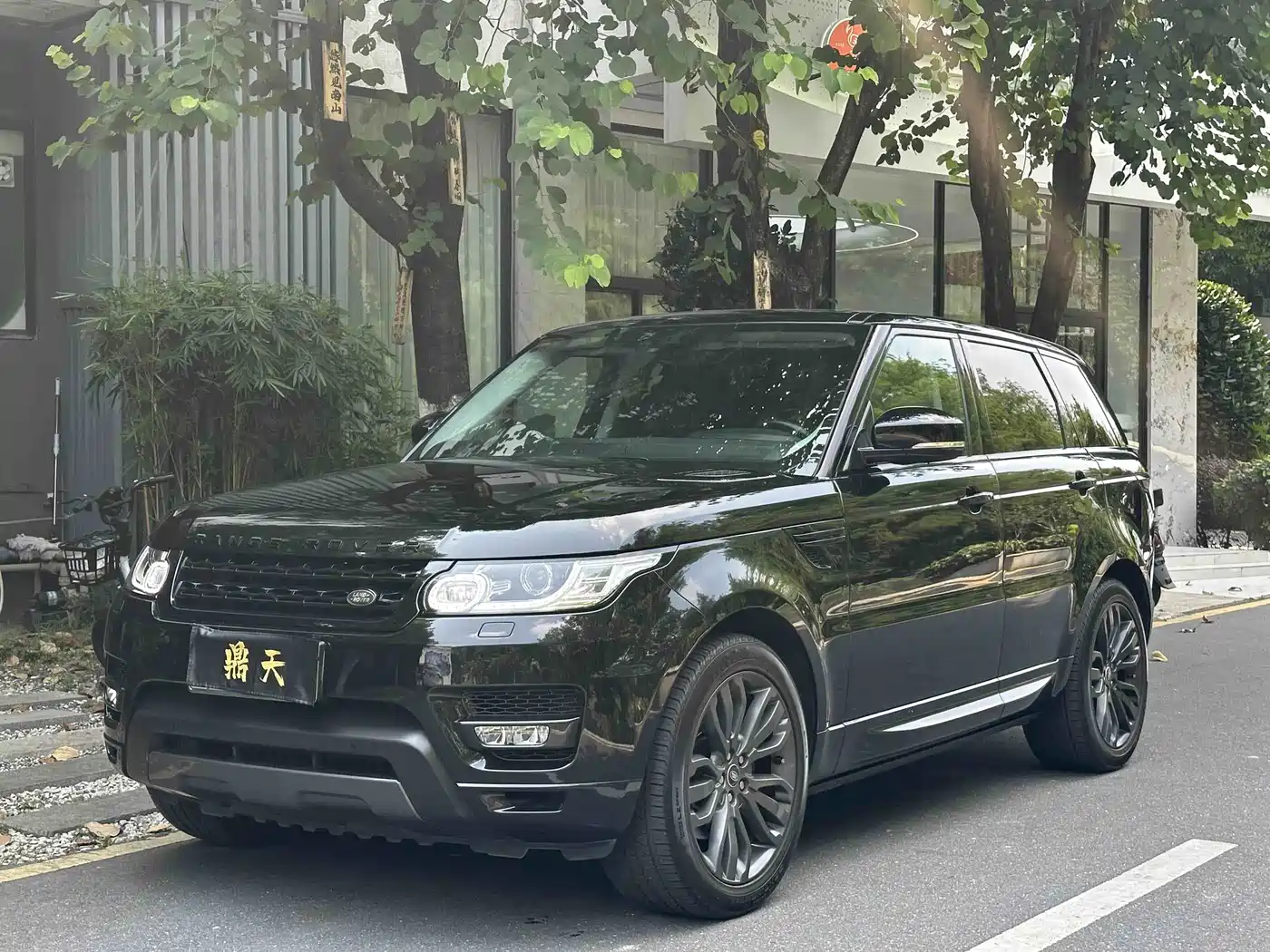 Land Rover Range Rover Sport 2017 3.0 SC V6 HSE DYNAMIC