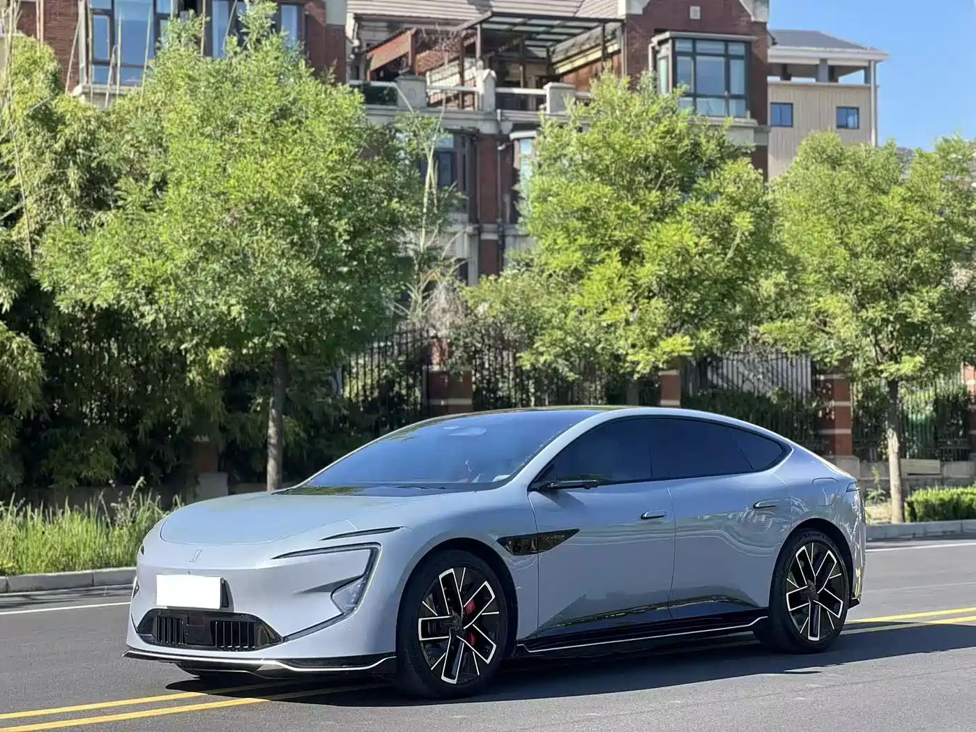 Avatr 12 2024 650 Triple Laser AWD GT Edition