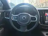 صورة 18 - Volvo V90