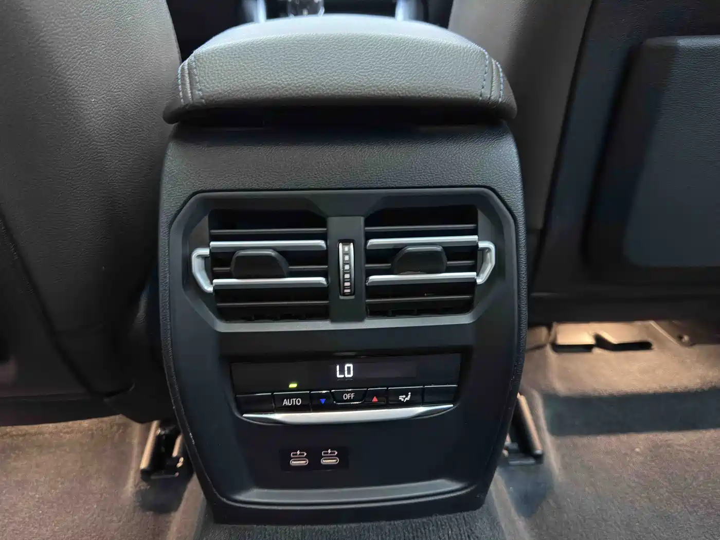BMW 3 Series 2022 320i Sport Package фото 19
