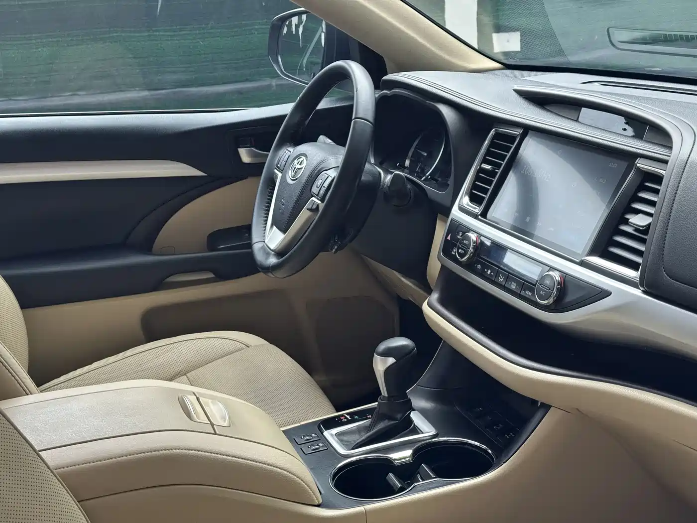 Toyota Highlander 2018 2.0T 4WD Premium 7-seater China VI фото 11