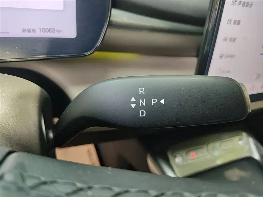BYD Dolphin 2025 Smart Drive Edition 410km Fashion Version фото 14