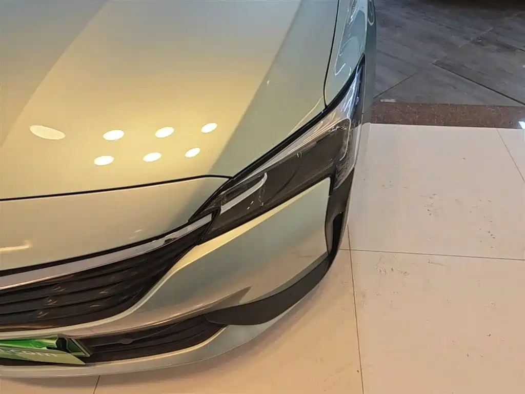 Buick Velite 6 2022 PHEV Connected Fashion фото 18