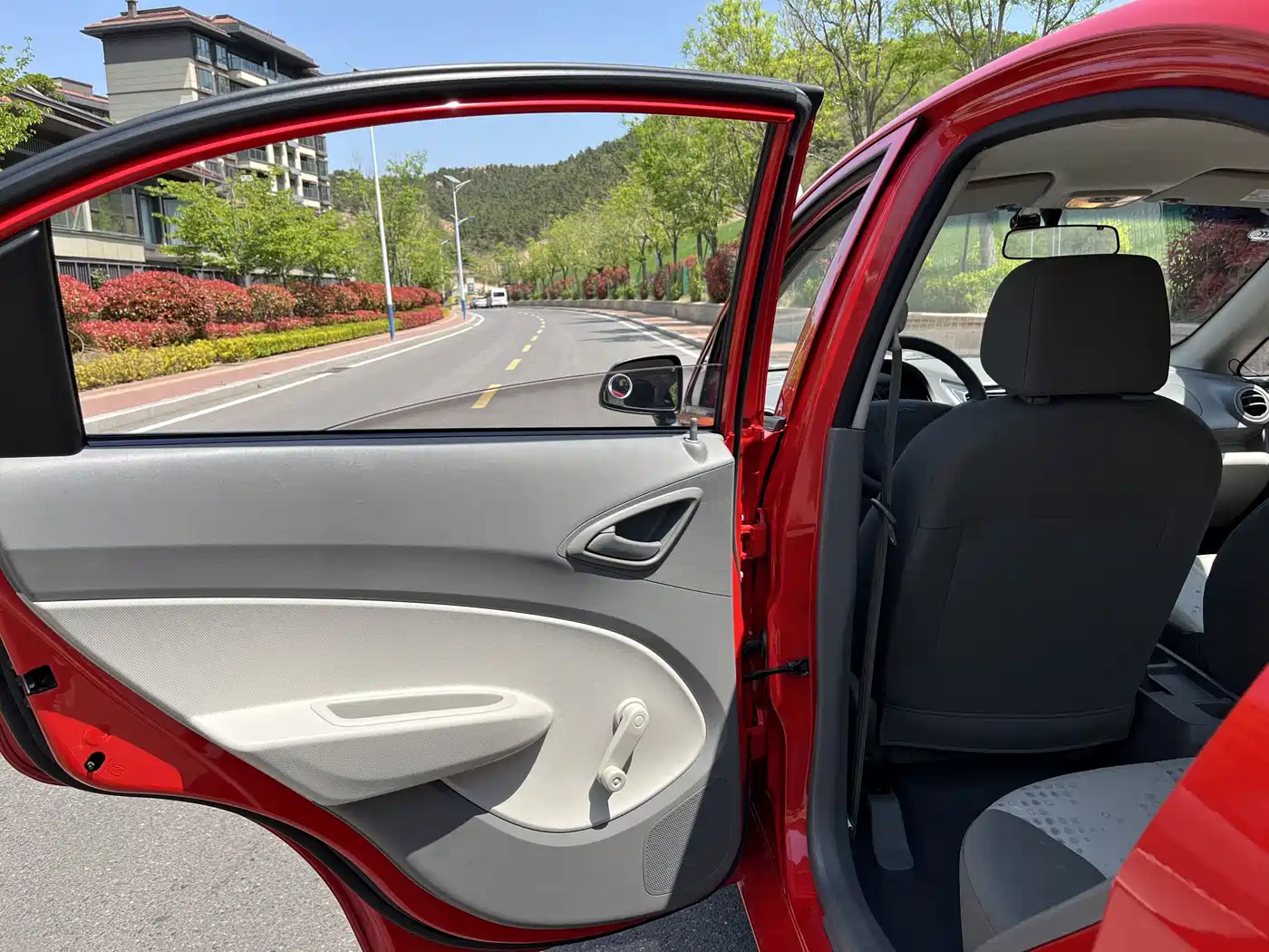 Chevrolet Sail 2013 Sedan 1.2L Manual Fashion Happiness Edition фото 19