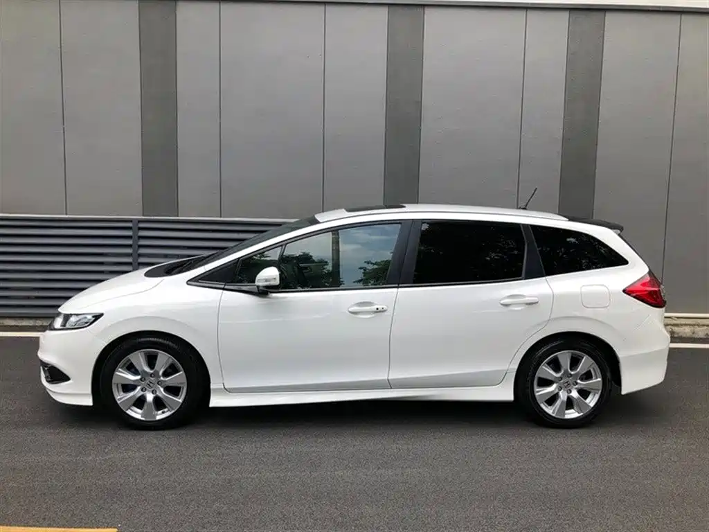 Honda Jade 2014 1.8L Automatic Comfort Elite 5-seater фото 12
