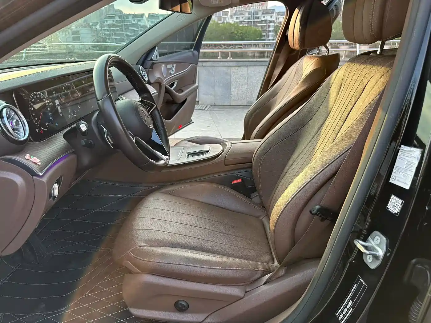 Mercedes-Benz E-Class 2023 Facelift E 300 L Luxury фото 5