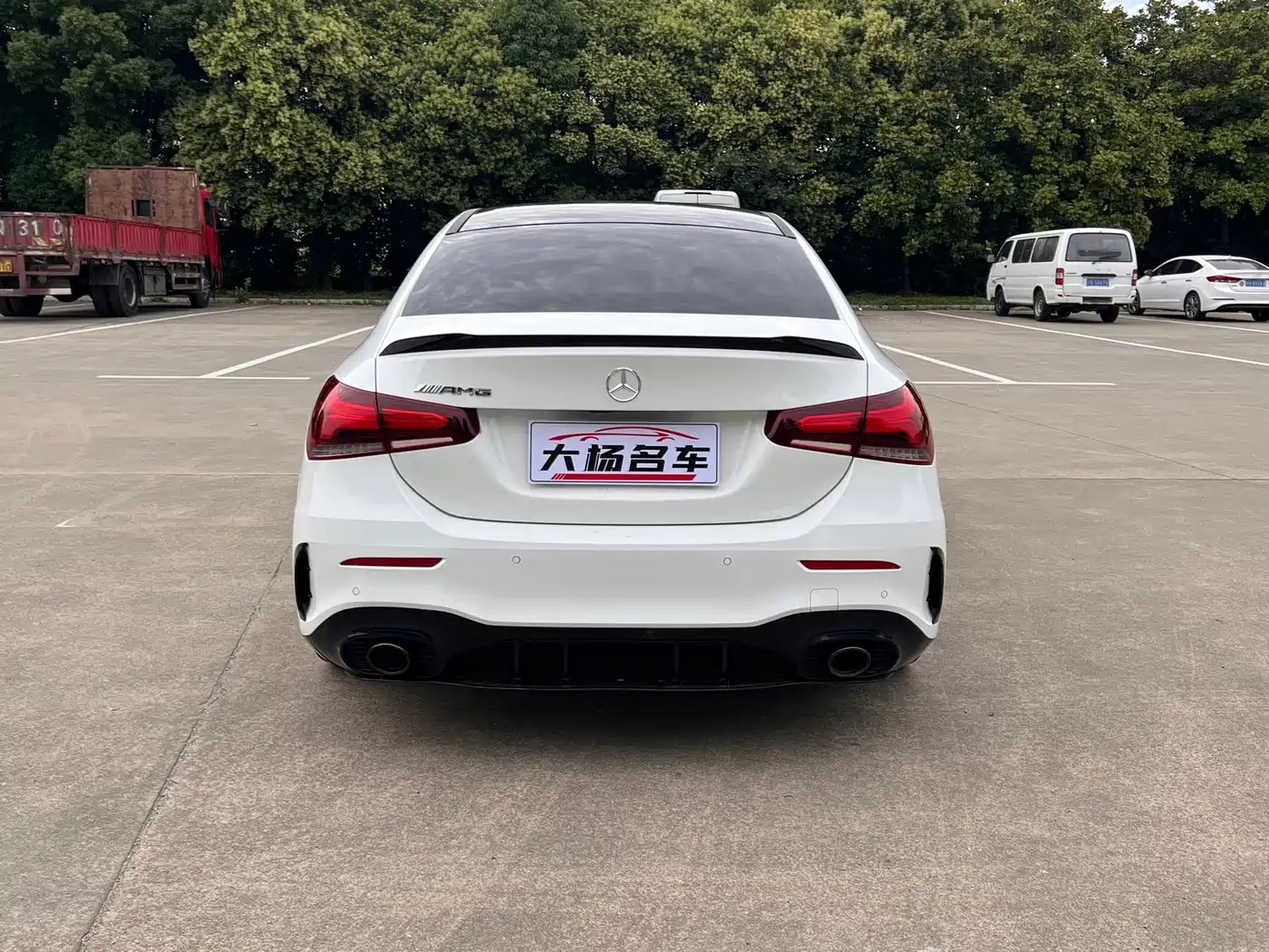 Mercedes-Benz A-Class AMG 2022 AMG A 35 L 4MATIC фото 10