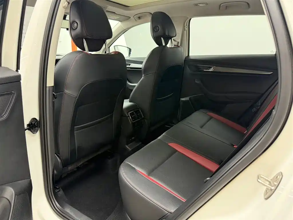 Škoda Karoq 2022 TSI280 Luxury Edition фото 8