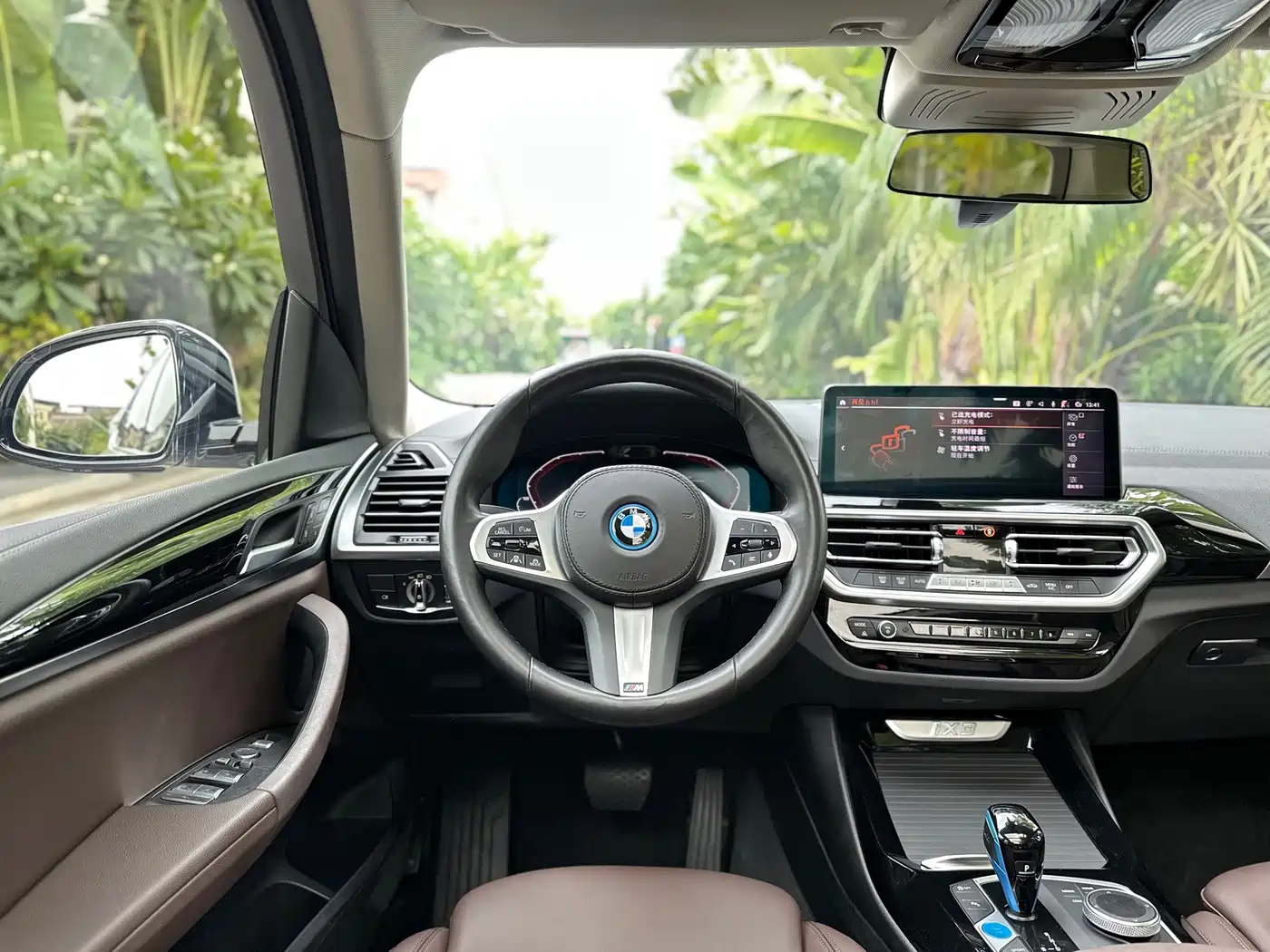 BMW iX3 2022 Leading Edition фото 15