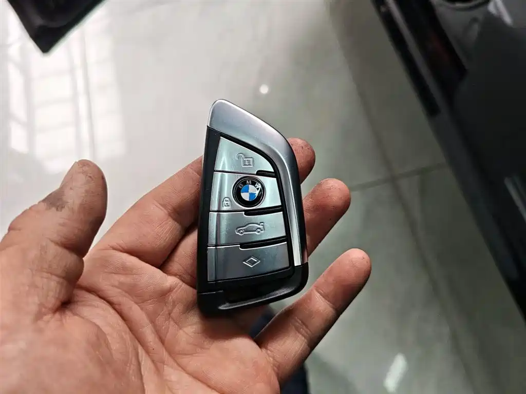 BMW 5 Series 2022 Facelift 530Li Leading M Sport Package фото 17