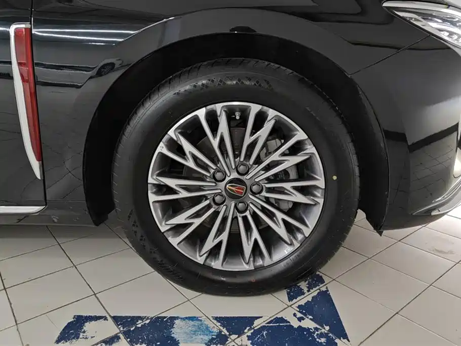 Hongqi H5 2024 1.5T DCT Smart Connect Flag Rhythm Edition фото 6