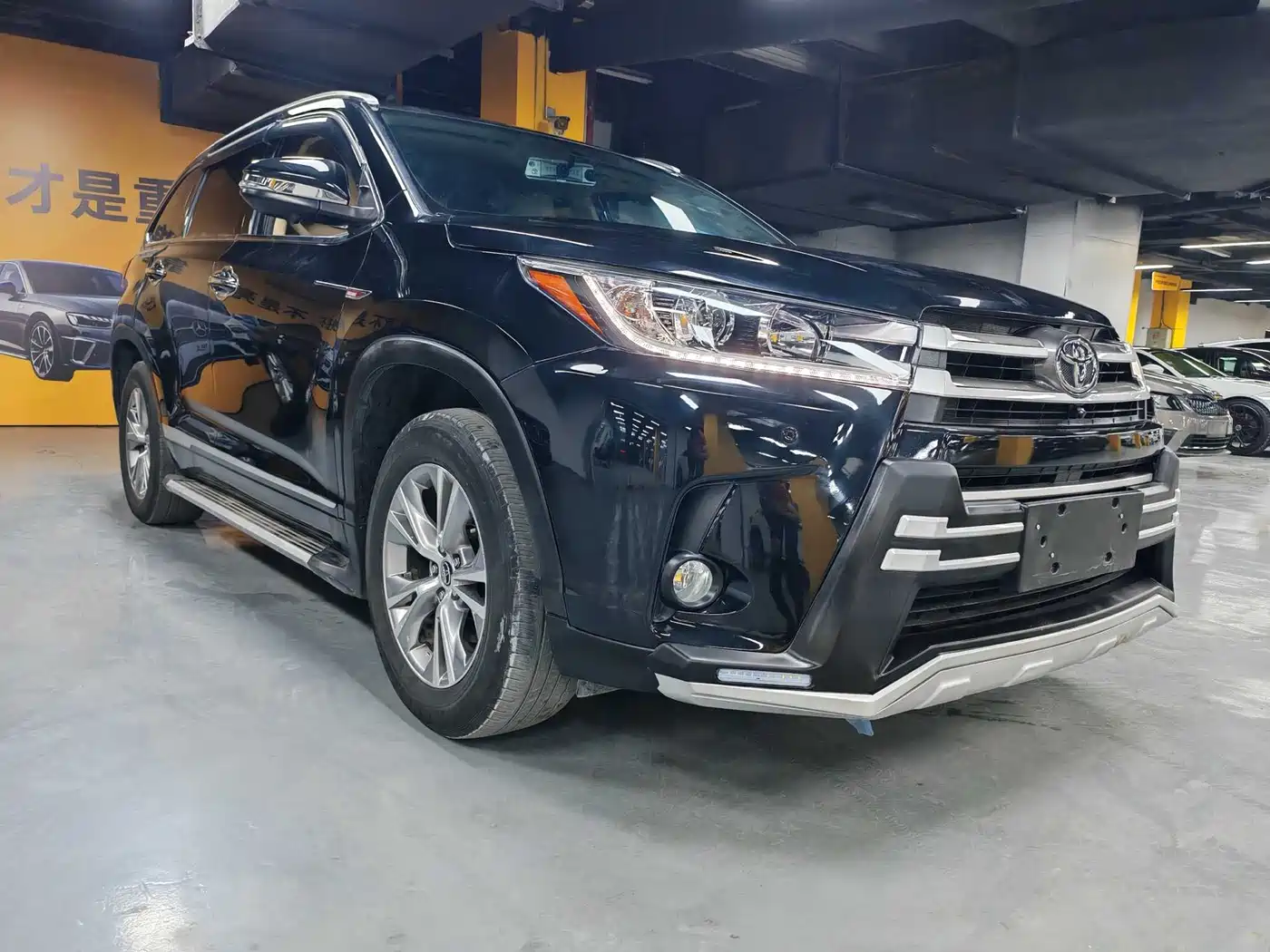 Toyota Highlander 2018 2.0T 2WD Elite 7-seater (China V) фото 3