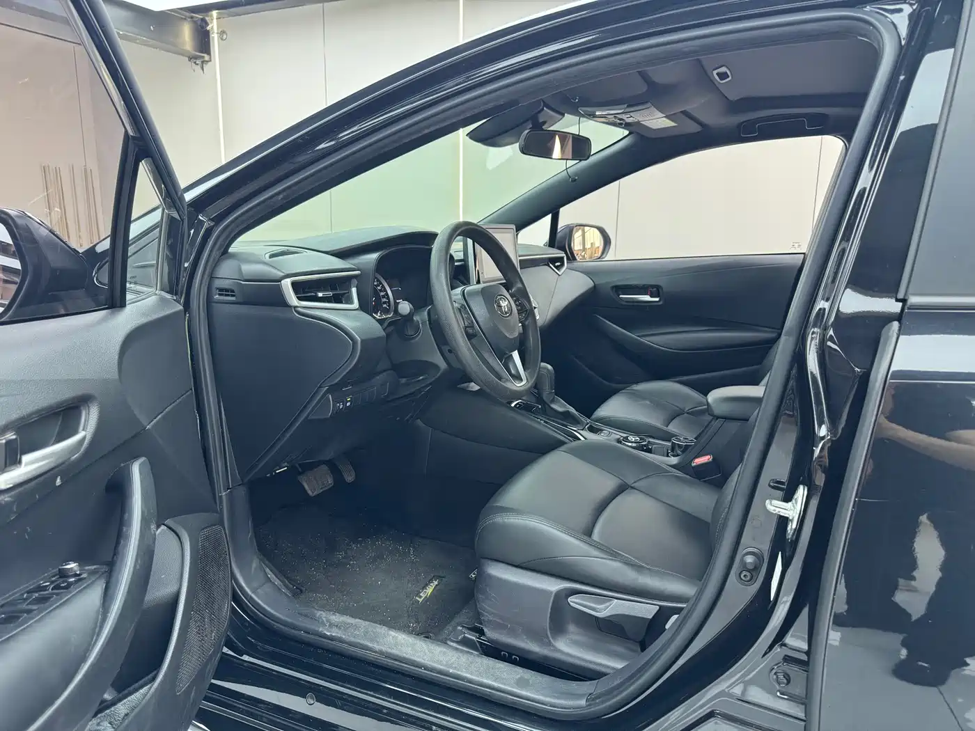 Toyota Levin 2022 185T CVT Luxury Edition фото 7