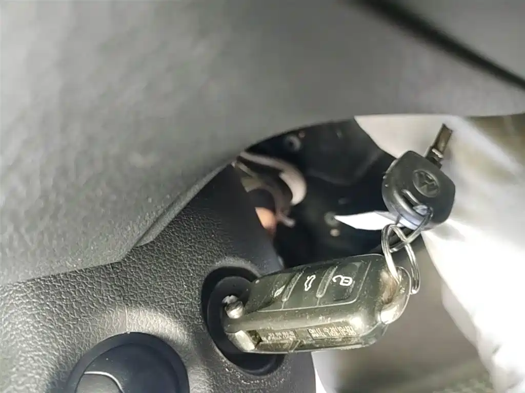 Volkswagen Polo 2016 1.6L Automatic Comfort фото 9