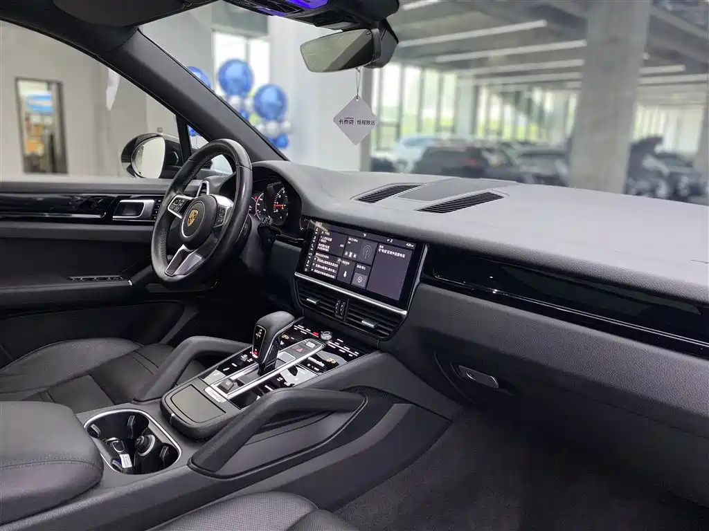 Porsche Cayenne 2018 Cayenne 3.0T фото 8