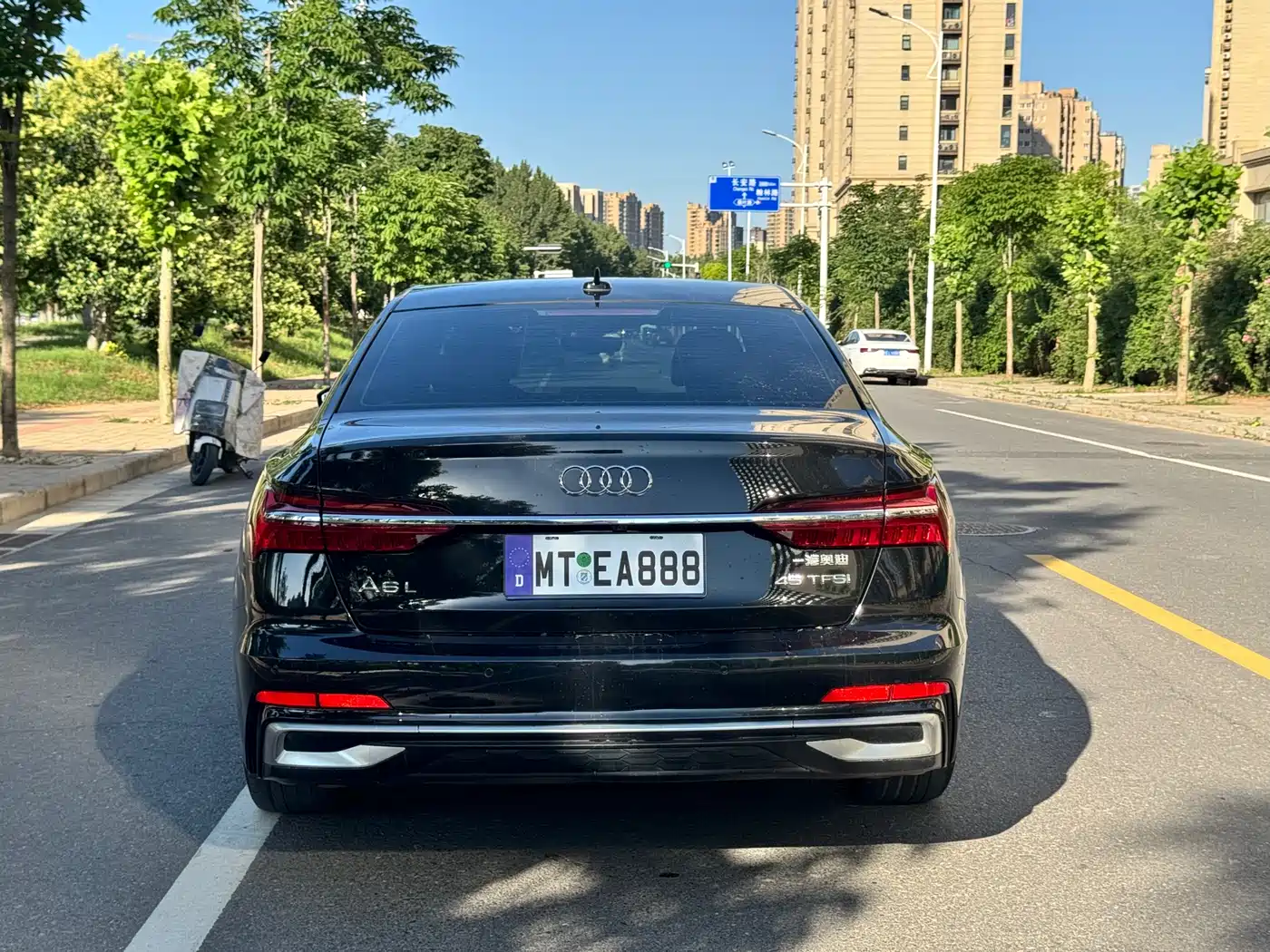 Audi A6L 2023 45 TFSI Premium Selection Elegance фото 8