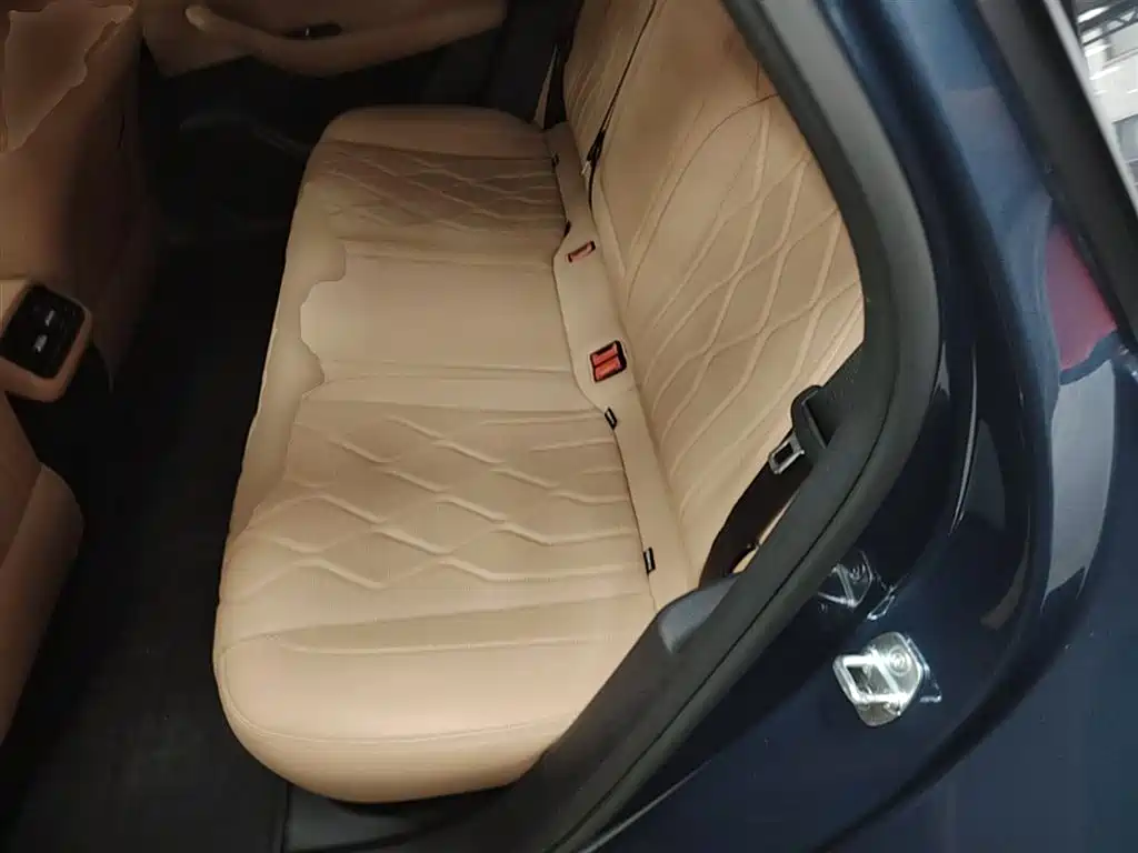 Geely Galaxy Galaxy A7 2025 EM-i фото 17