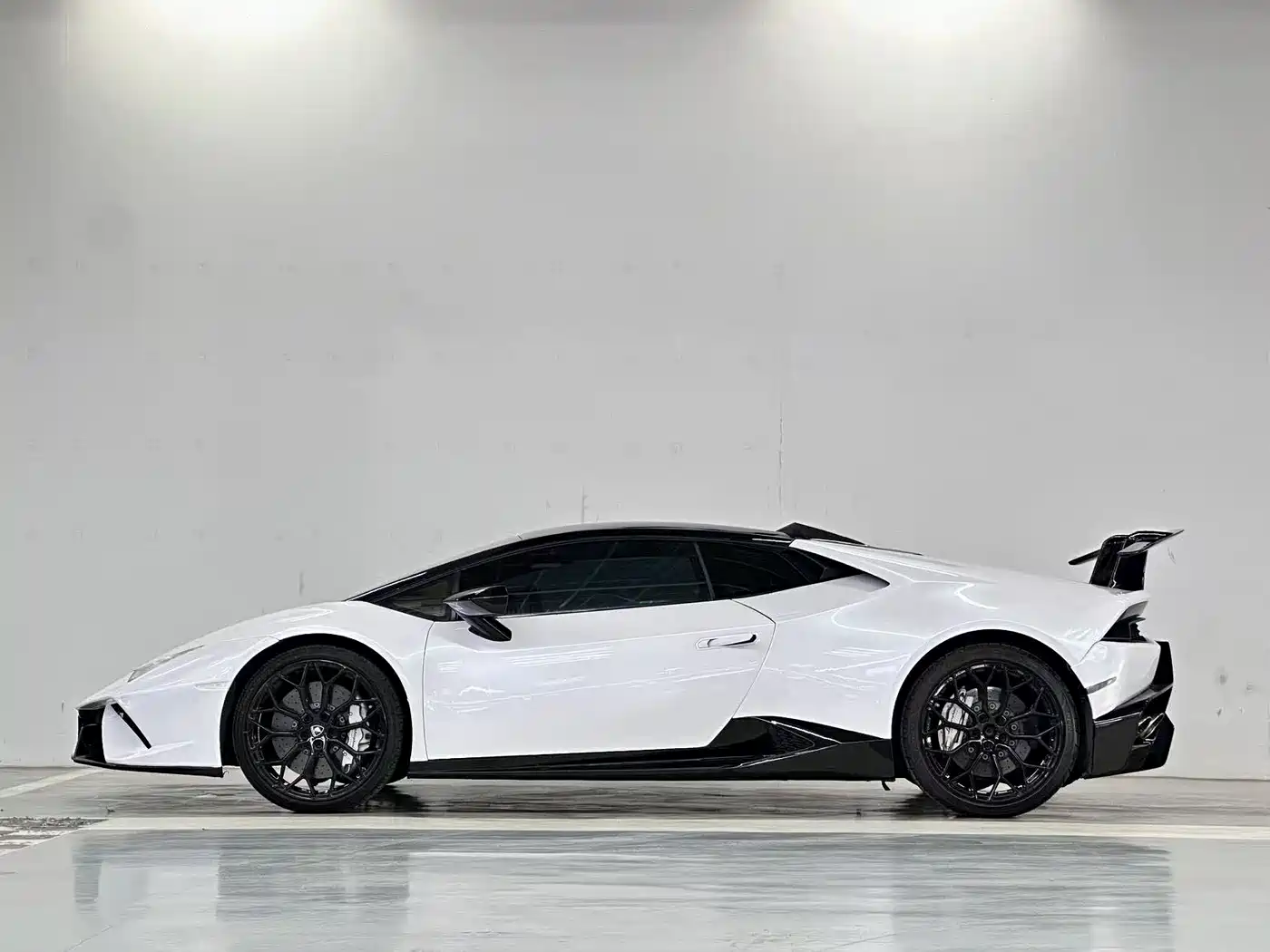 Lamborghini Huracán 2014 LP 610-4 фото 3