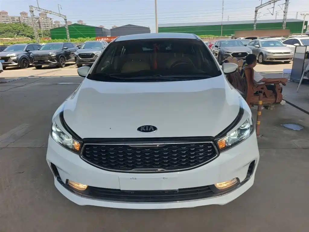 Kia K3 2016 1.6L Automatic GL фото 3