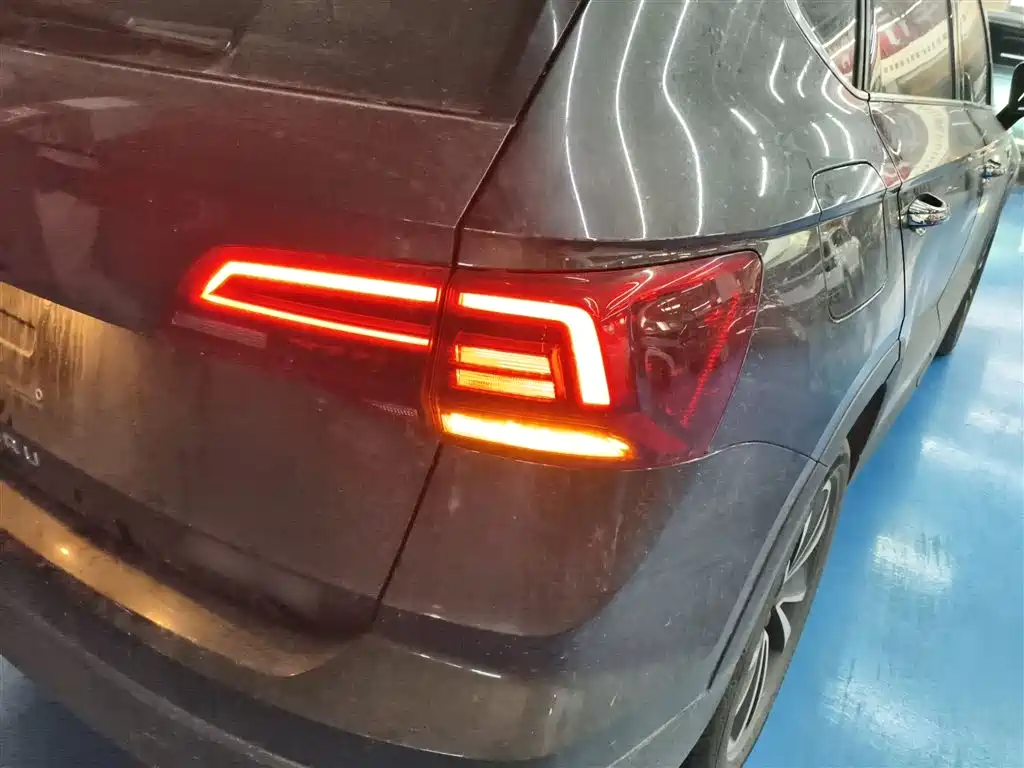 Volkswagen Tharu 2022 280TSI FWD Luxury Edition фото 24