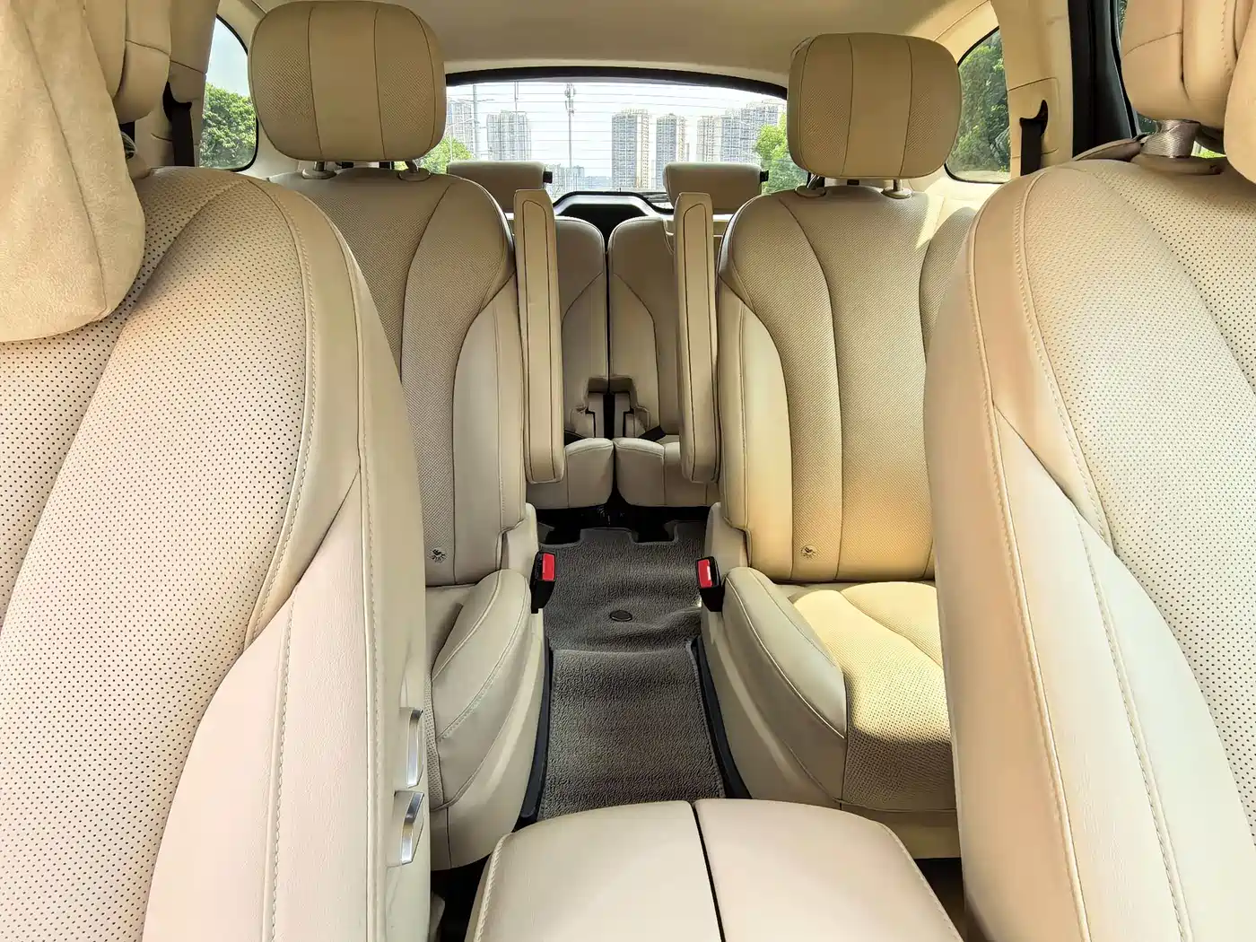 AITO Wenjie AITO M7 2022 1.5T RWD Comfort Edition фото 13