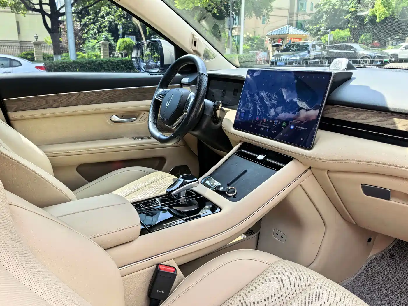AITO Wenjie AITO M7 2022 1.5T RWD Comfort Edition фото 14