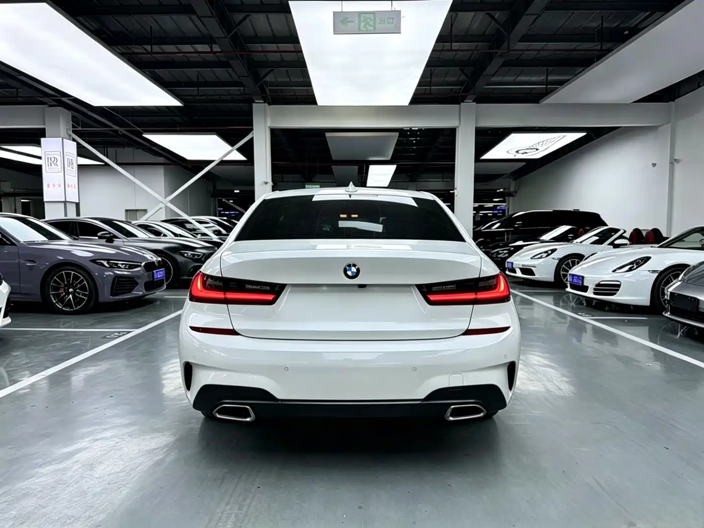 BMW 3 Series 2020 325Li M Sport Package фото 10