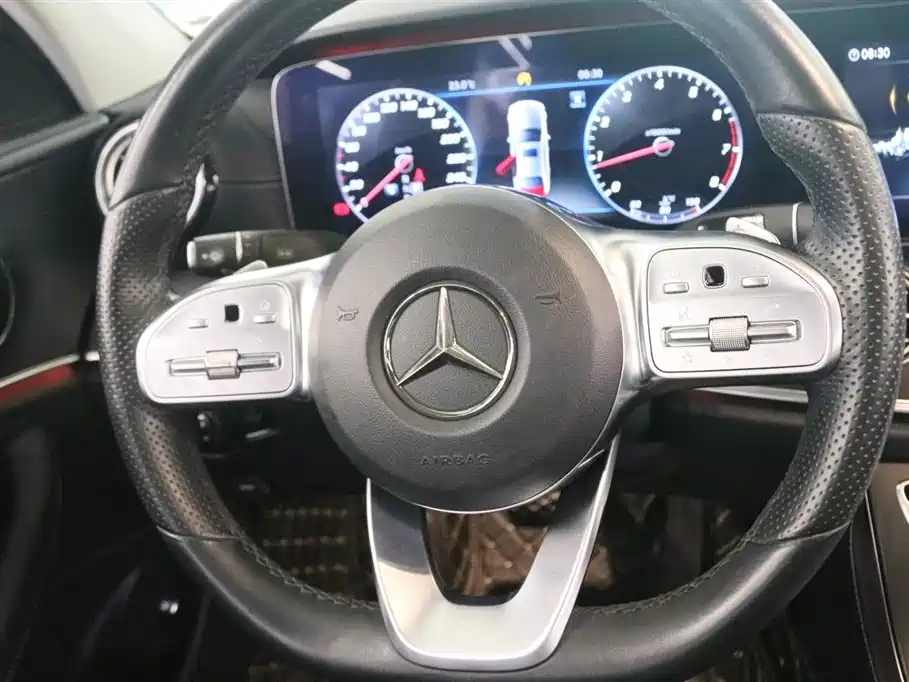 Mercedes-Benz E-Class 2019 E 300 L Sport Fashion фото 6