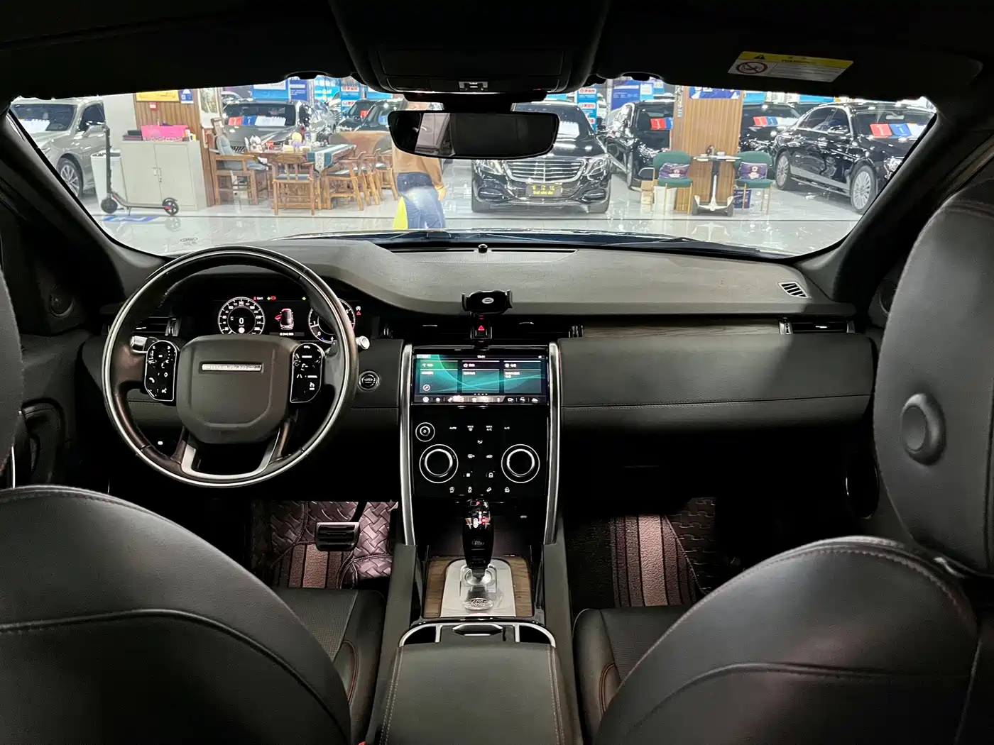Land Rover Discovery Sport 2020 249PS R-Dynamic Performance фото 13