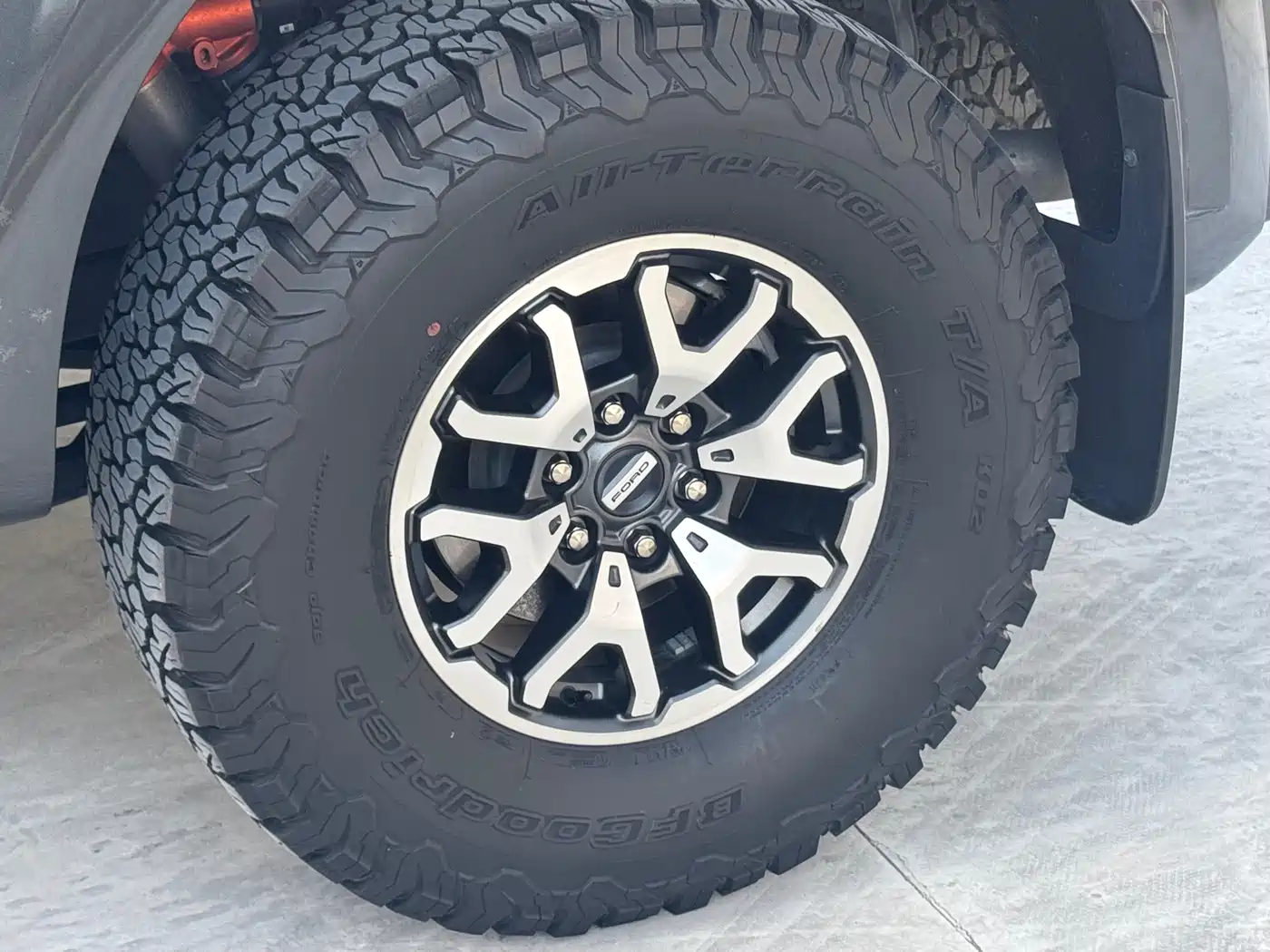 FORD F-150 RAPTOR
