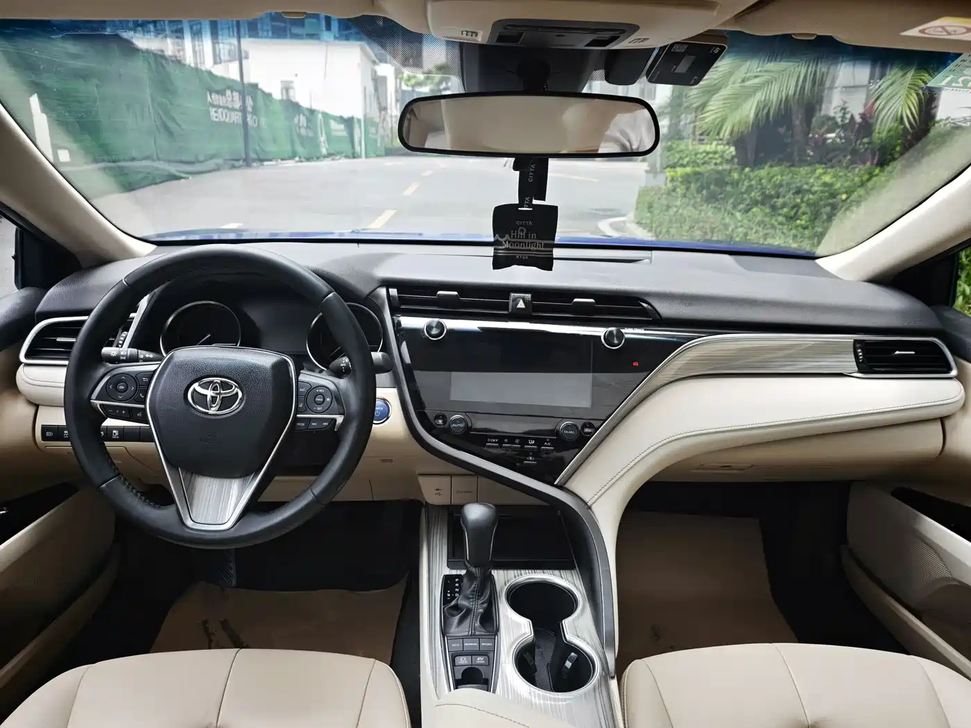 Toyota Camry 2019 Hybrid 2.5HG Luxury Edition China V фото 16