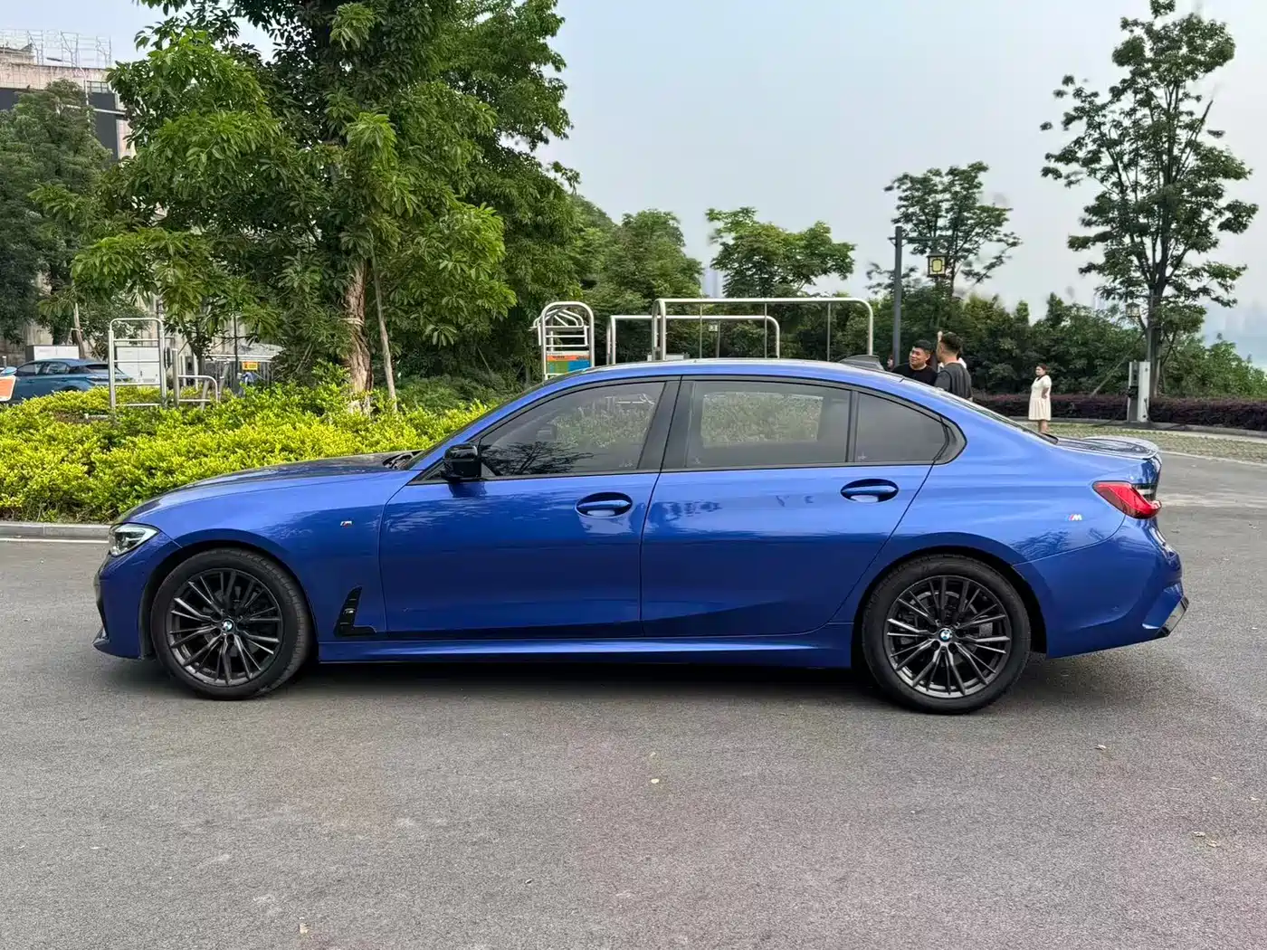 BMW 3 Series 2020 325Li M Sport Black Night Package фото 3