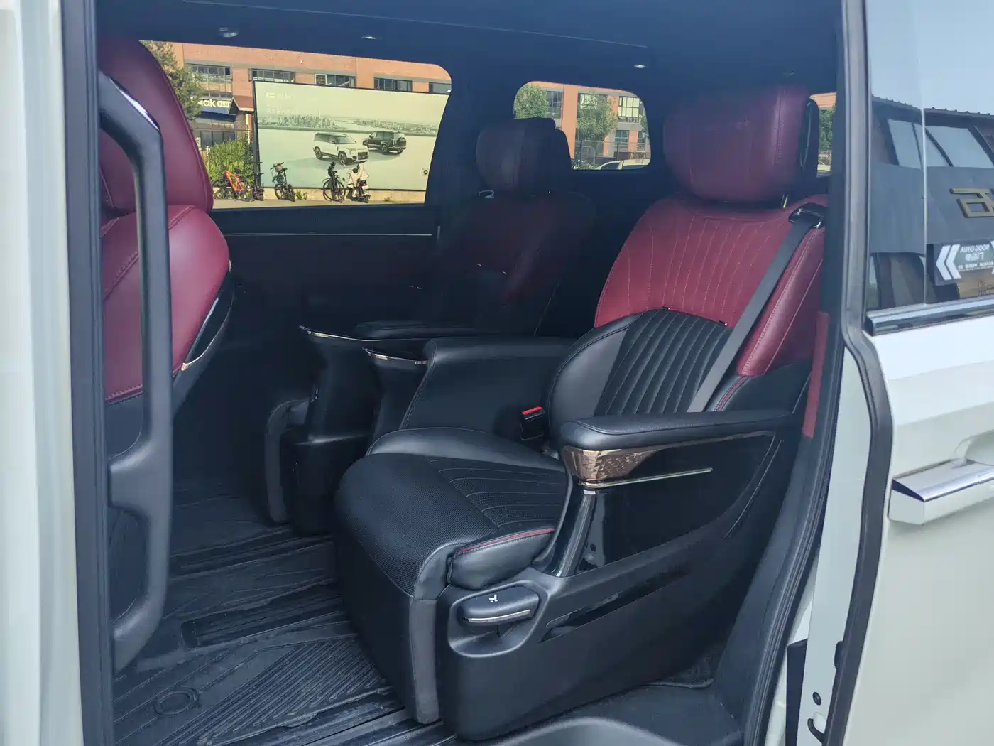 GAC Trumpchi Trumpchi M8 2023 Model Master Series 400T Ultimate Edition фото 14