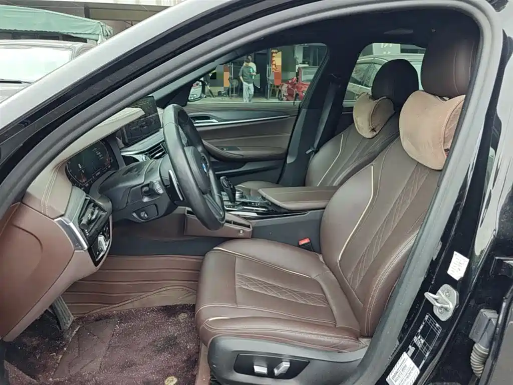 BMW 5 Series 2021 530Li Leading M Sport Package фото 22
