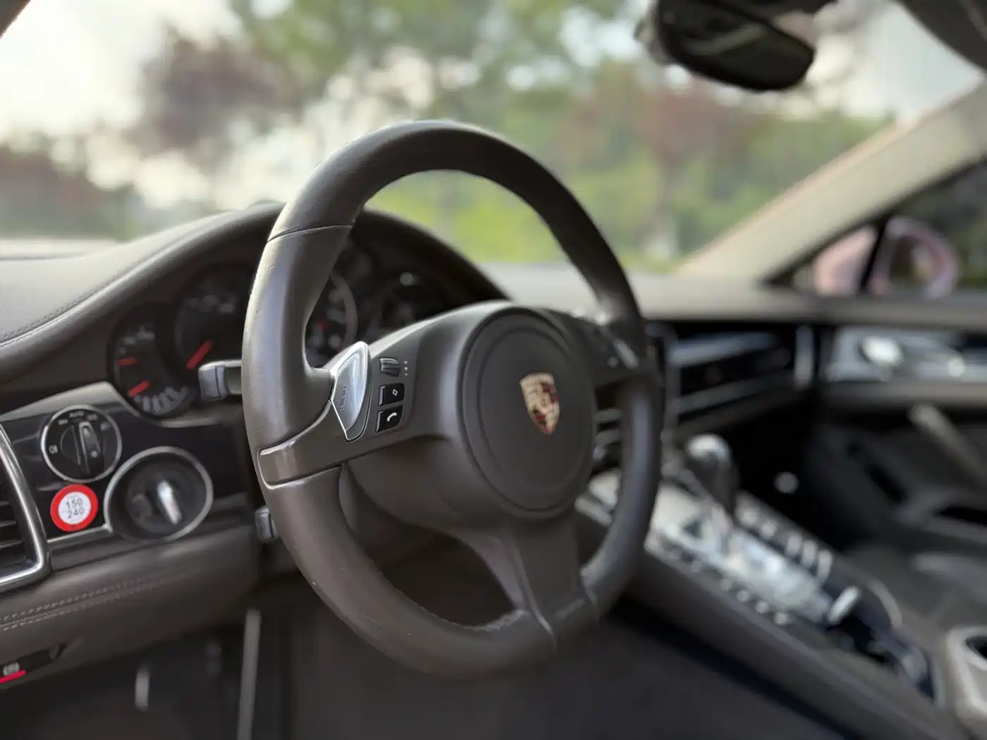 Porsche Panamera 2014 Panamera 4 3.0T фото 13