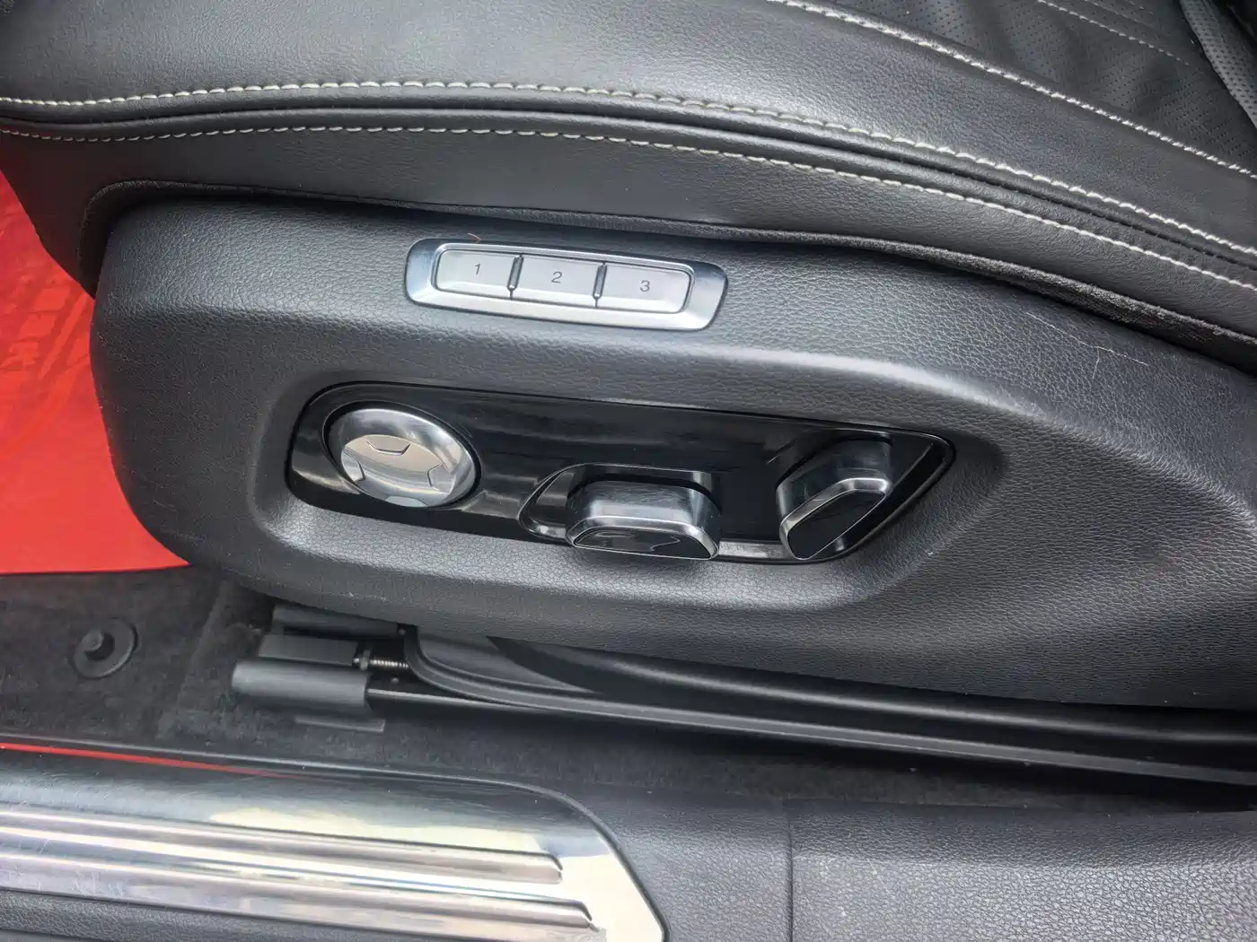 Hongqi H9 2020 2.0T Smart Connection Qi Xiang Edition фото 13