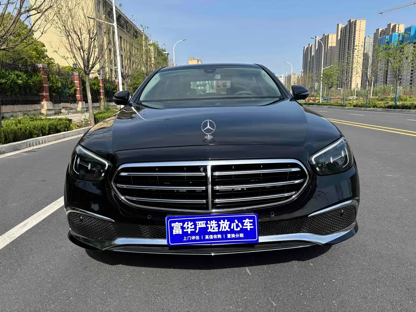 MERCEDES-BENZ E-CLASS