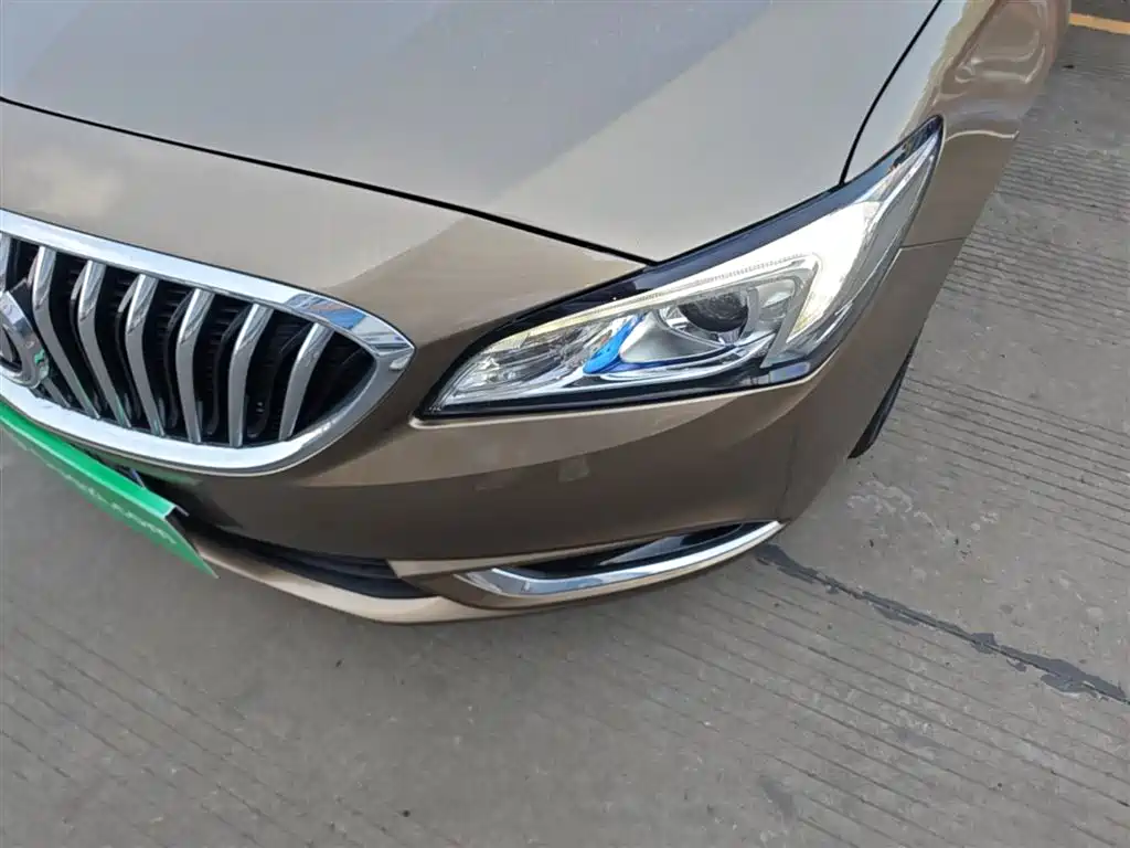 Buick Verano 2017 Sedan 20T DCT Elite фото 24