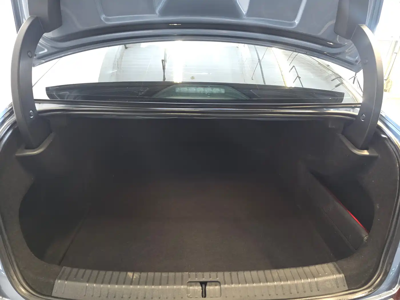 Volkswagen Passat 2022 330TSI Starlight Elite Edition фото 11