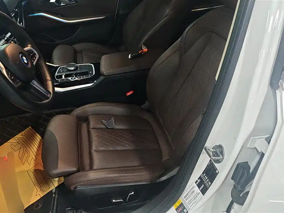 BMW i3 2024 eDrive 35 L фото 9