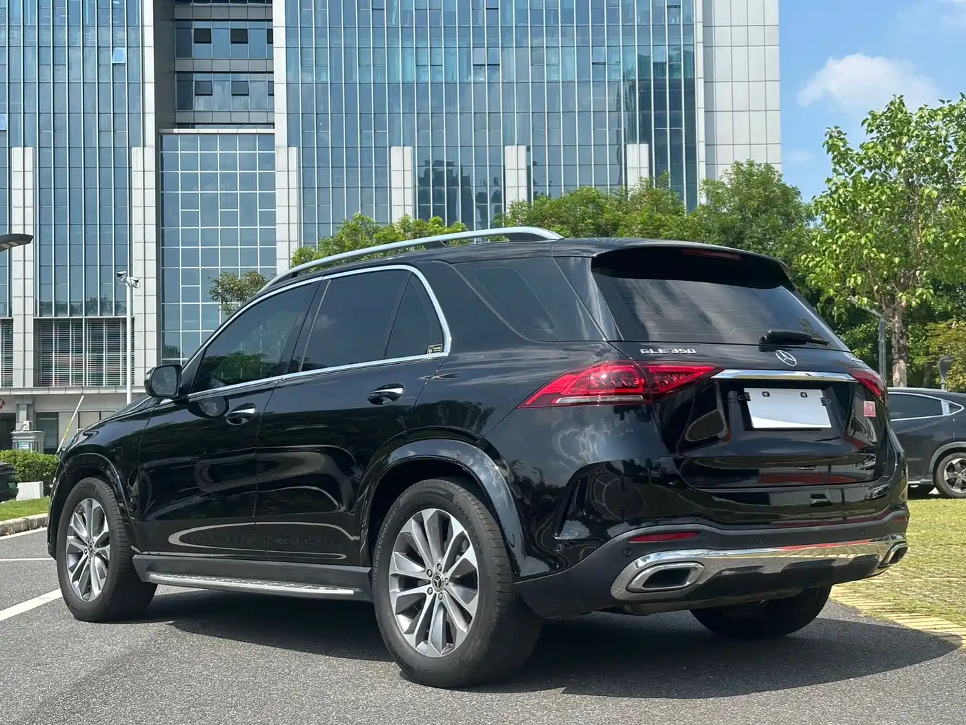 Mercedes-Benz GLE 2023 GLE 350 4MATIC Fashion фото 12