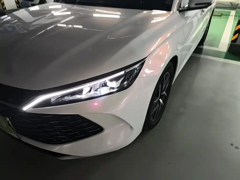 BYD Qin L 2024 DM-i 80KM Superior фото 24
