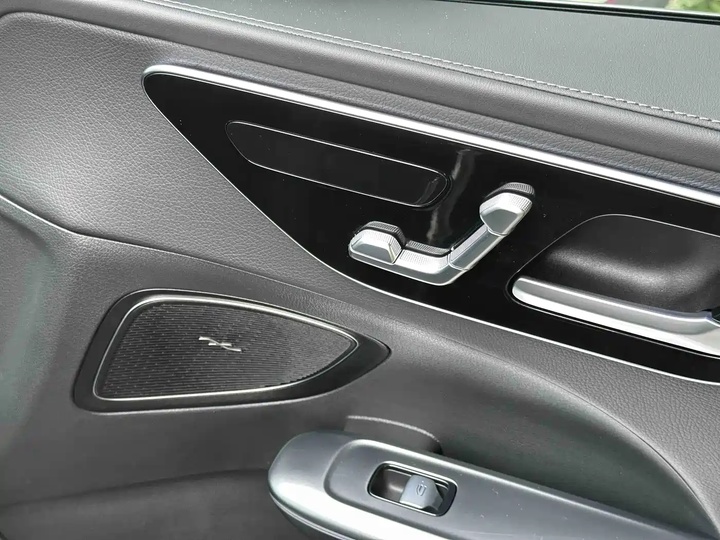 Mercedes-Benz C-Class 2022 Facelift C 260 L фото 19
